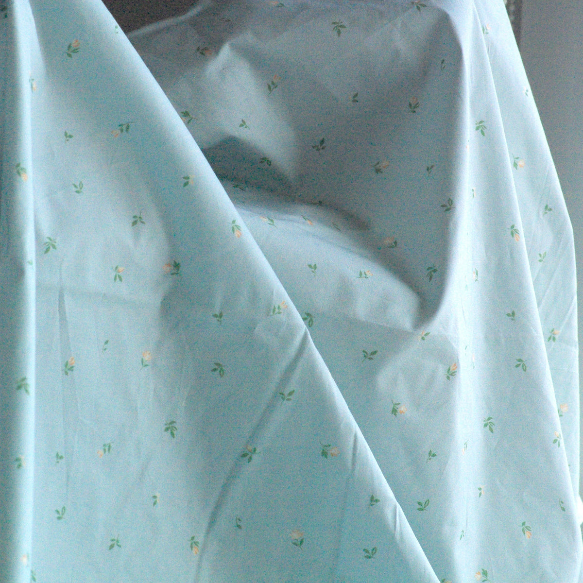 Cotton Poplin, Pastel Blue Floral