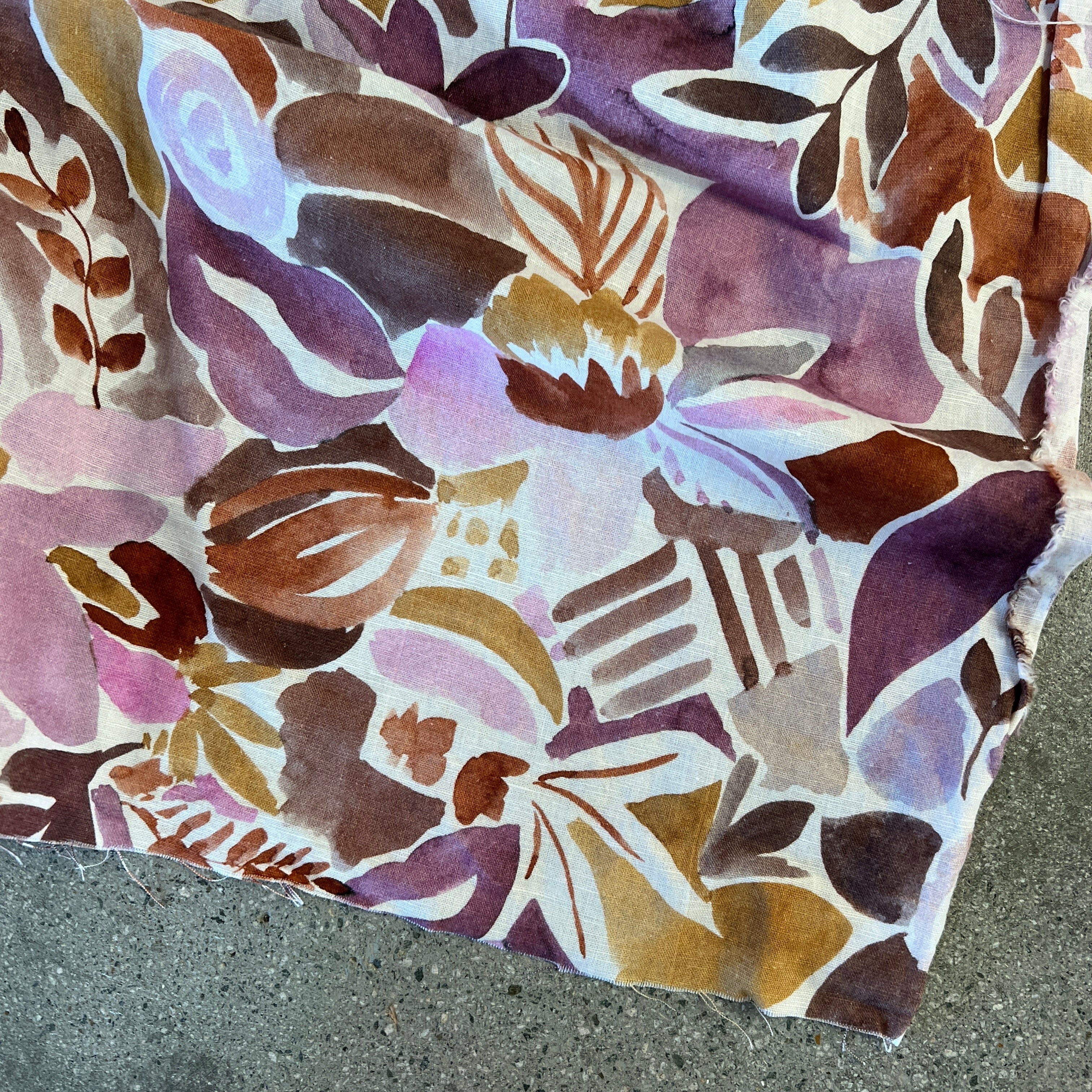 Posy White/pink floral