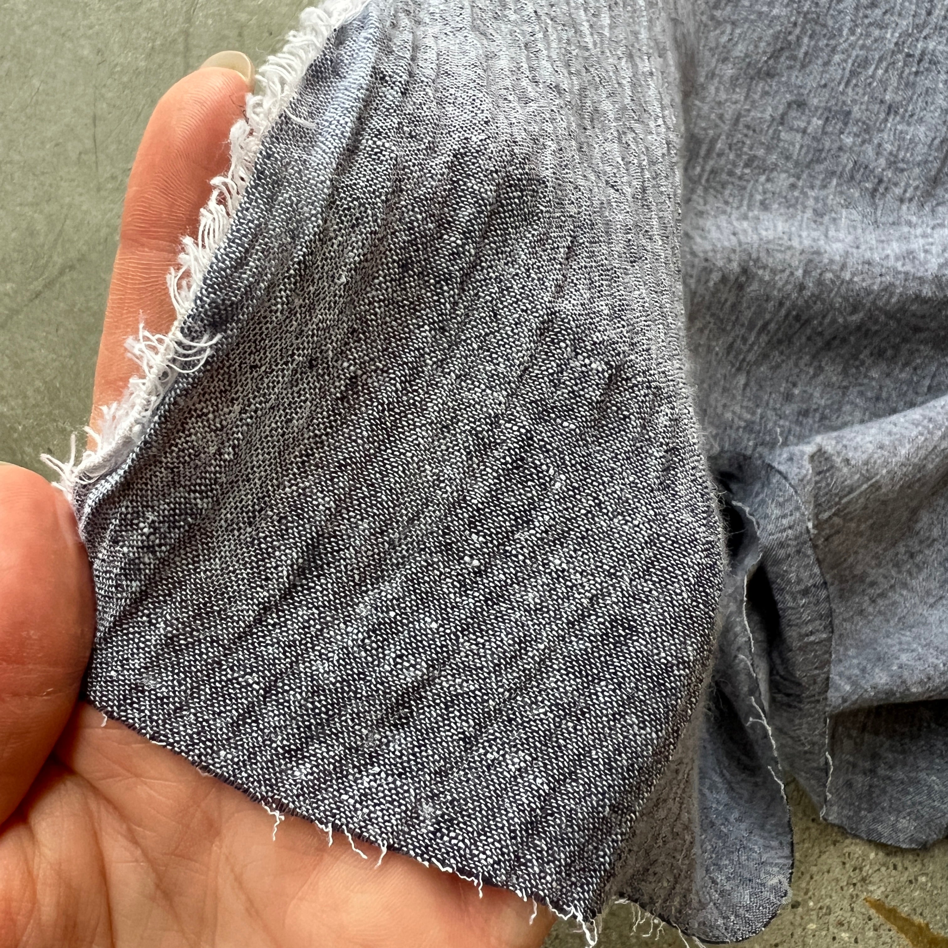 Lumi Mid grey