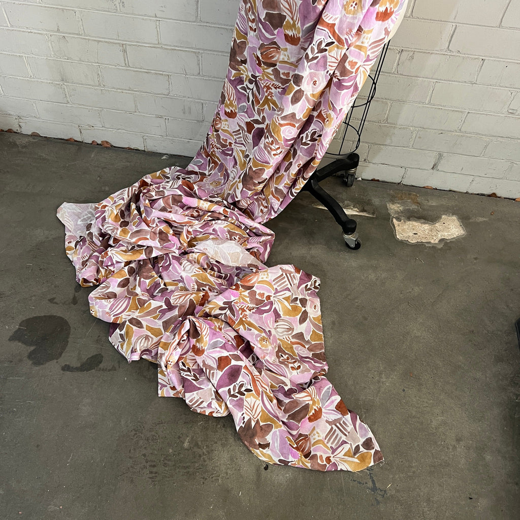 Posy White/pink floral