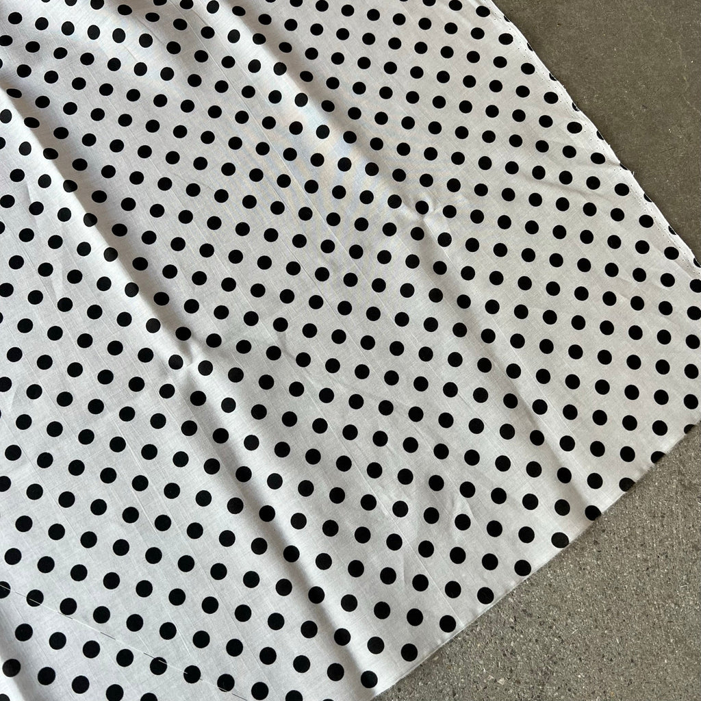 Circles White/black circles