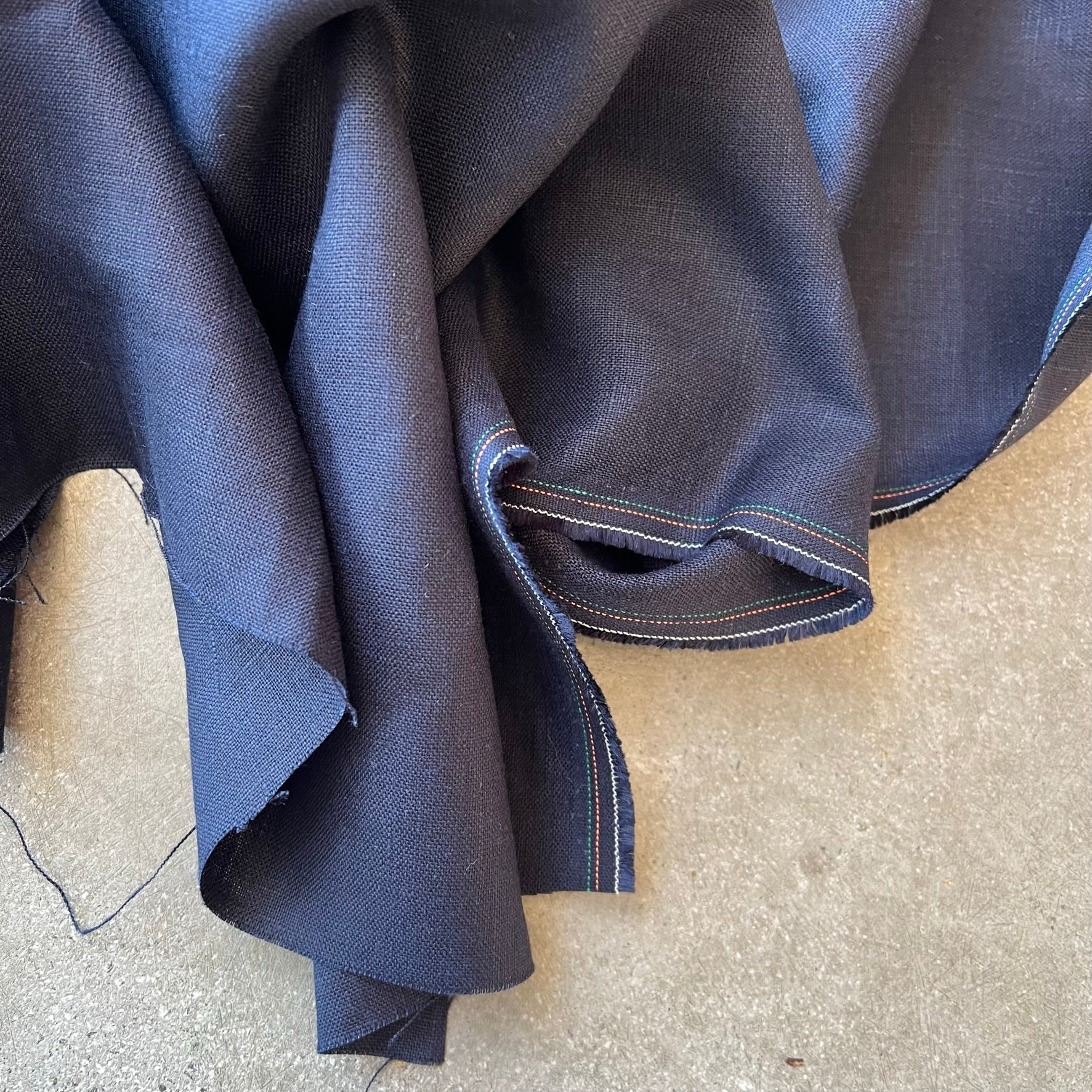 Lomandra Navy