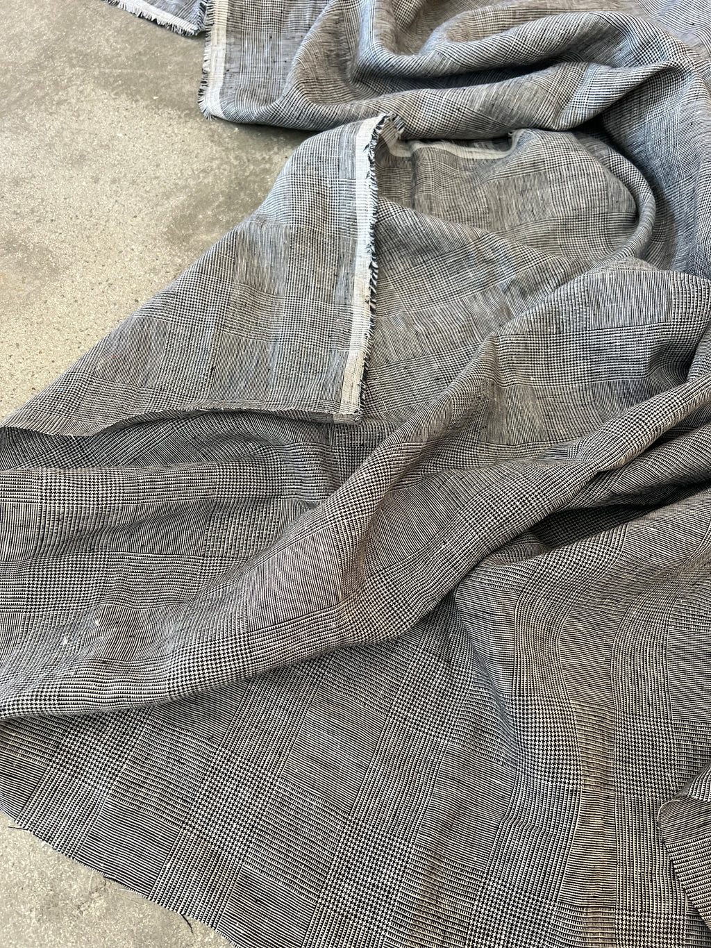 Memphis Grey/Charcoal Prince of Wales check