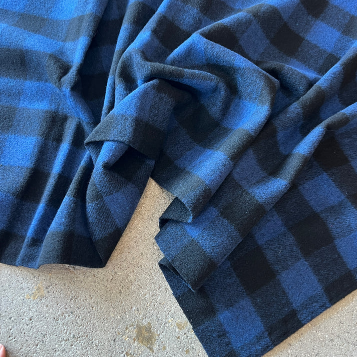 Artic Brushed Wool Deep blue plaid