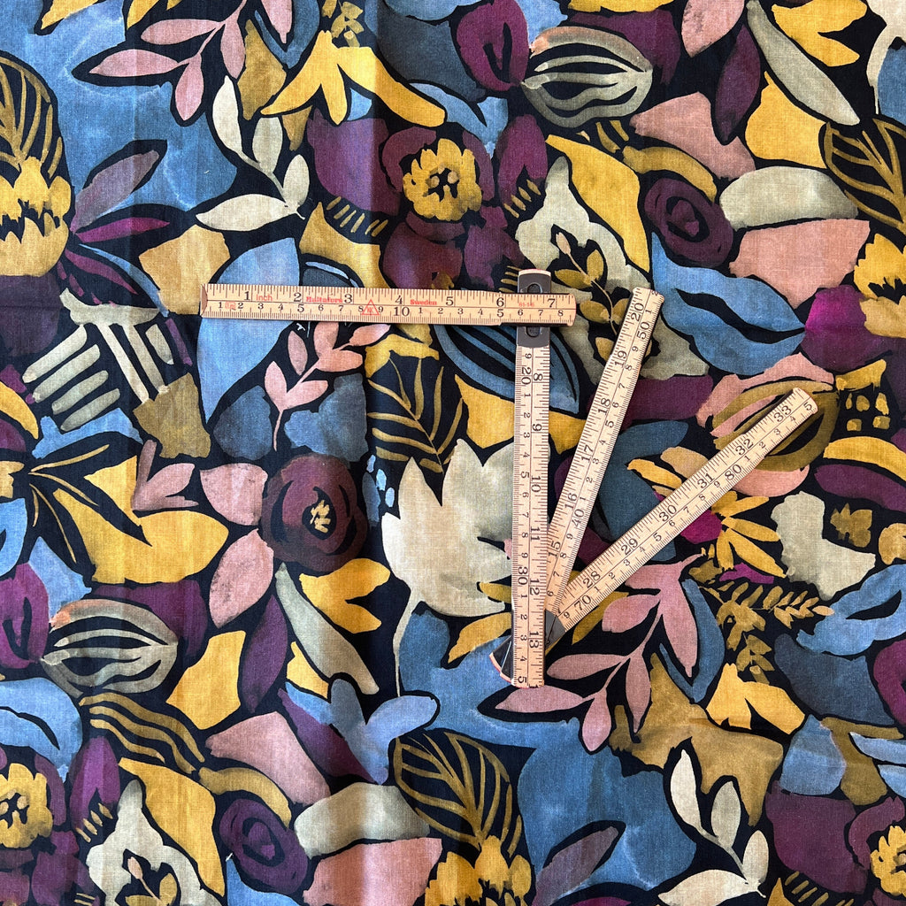 Posy Black/modern floral