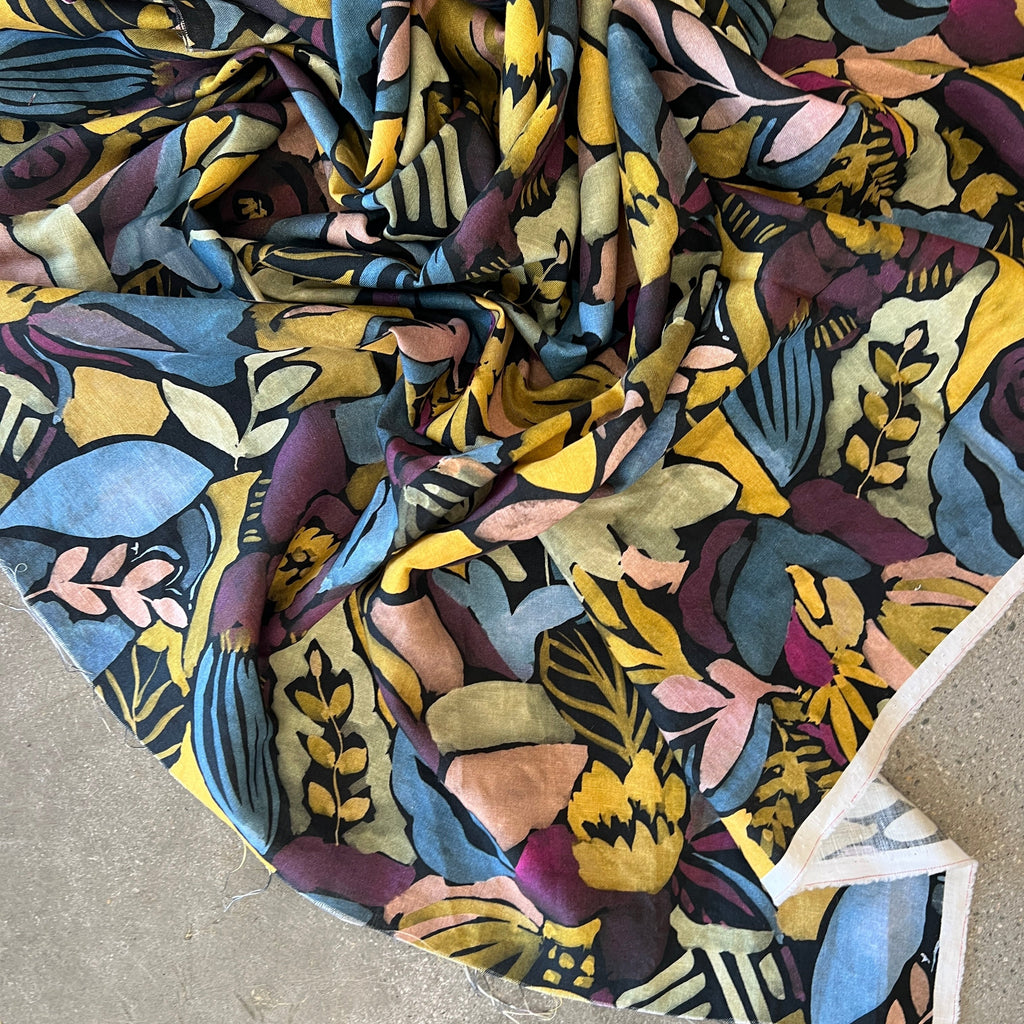 Posy Black/modern floral