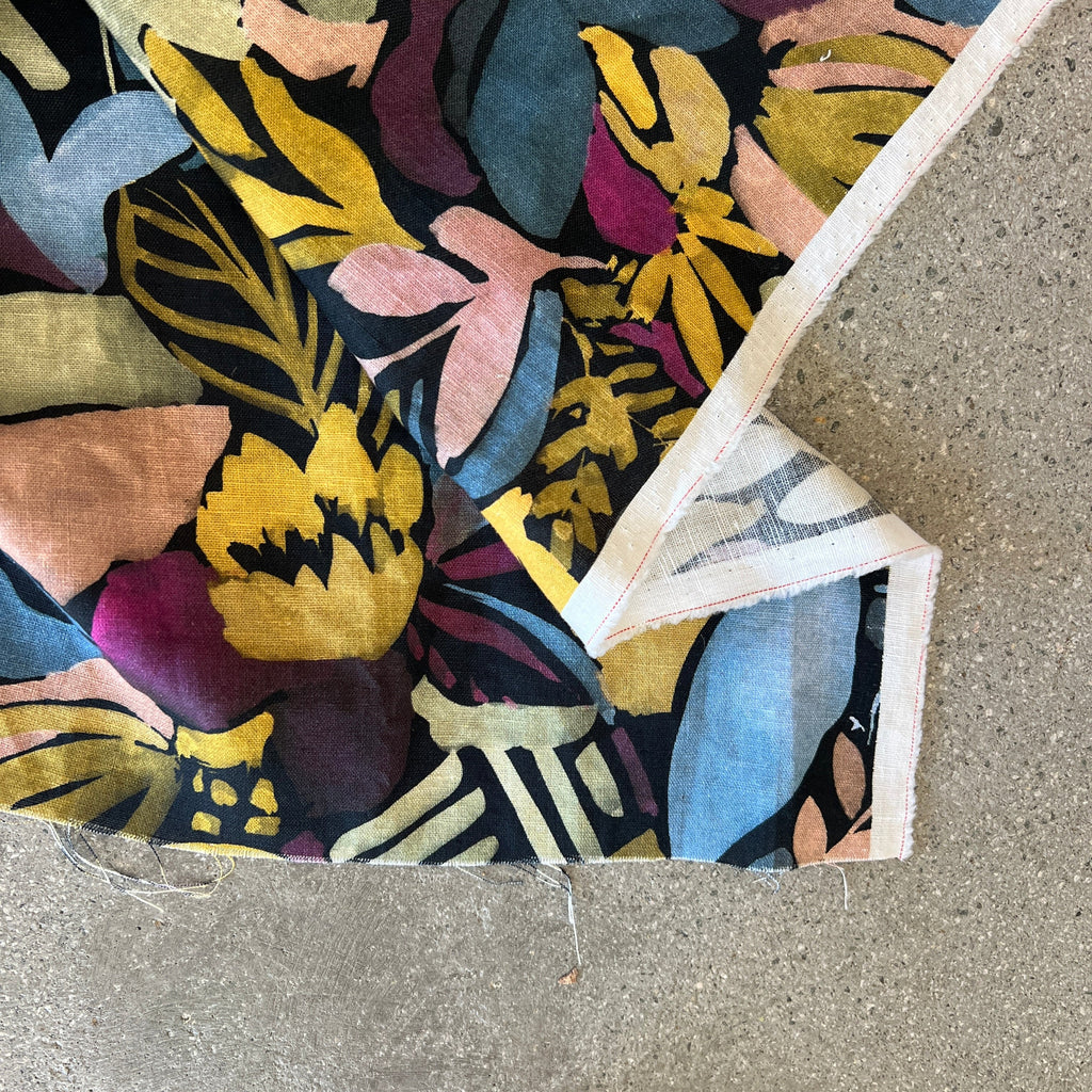 Posy Black/modern floral