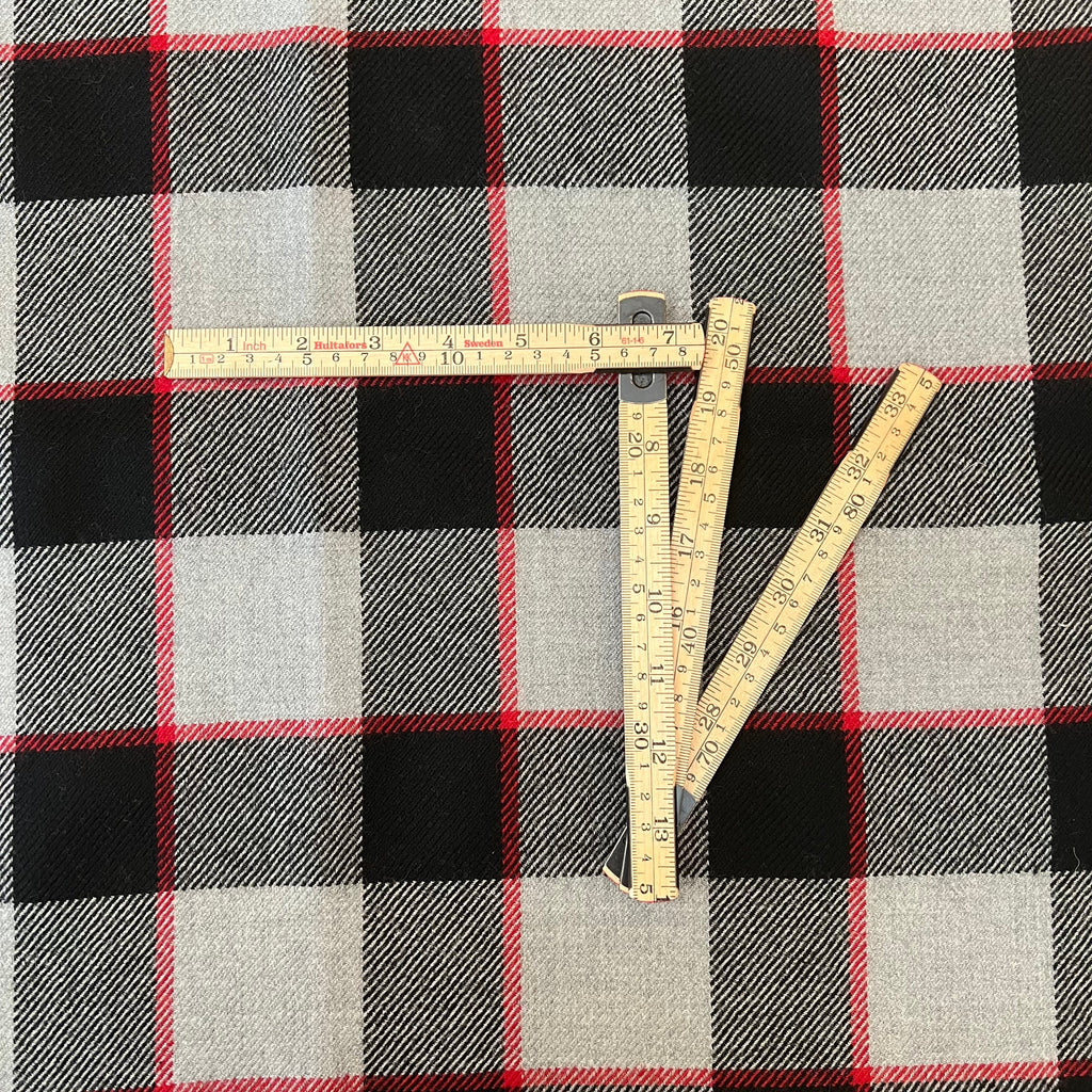 Malcolm Grey/black/red plaid