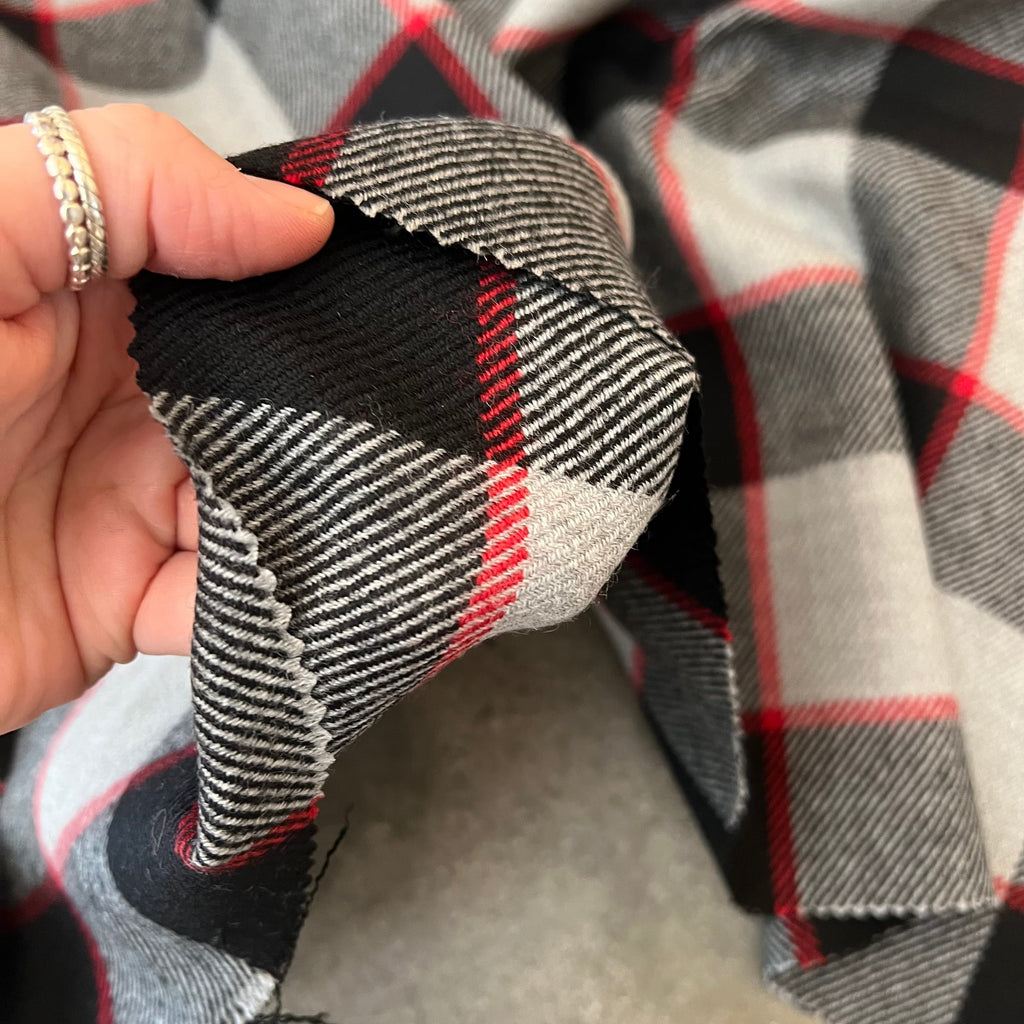 Malcolm Grey/black/red plaid