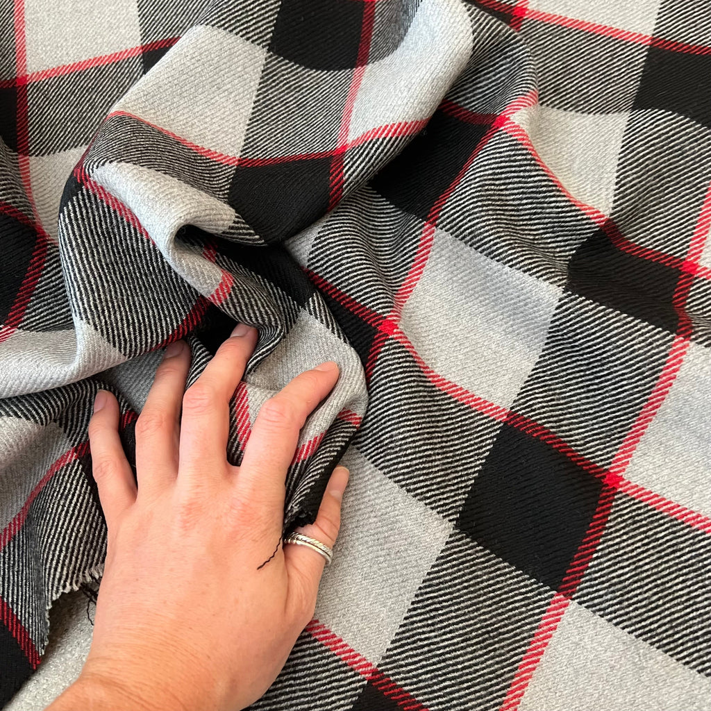 Malcolm Grey/black/red plaid