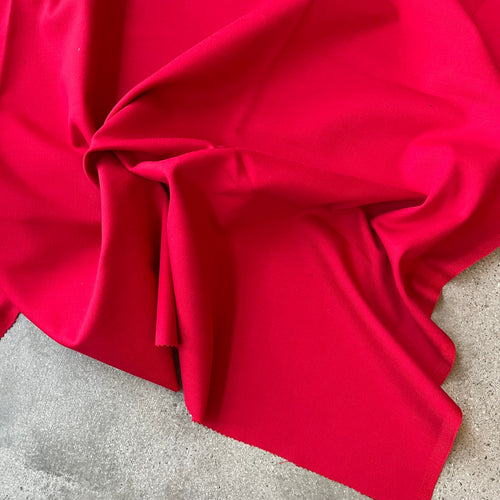 Calais True red